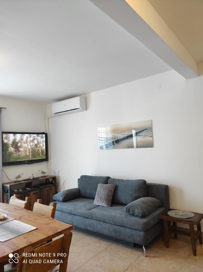 Galboka Nine Apartment เนเรซีน ภายนอก รูปภาพ